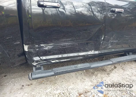 2018 Ram 1500 Harvest 4X4 5'7 Box из США, поврежденный, VIN 1C6RR7LT5JS172436